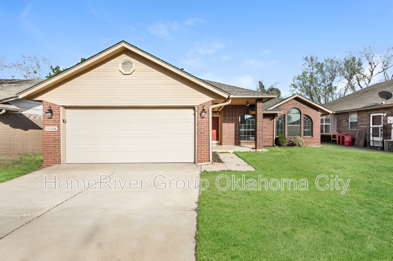 11608 Wallace Ave - Photo 2 of 25