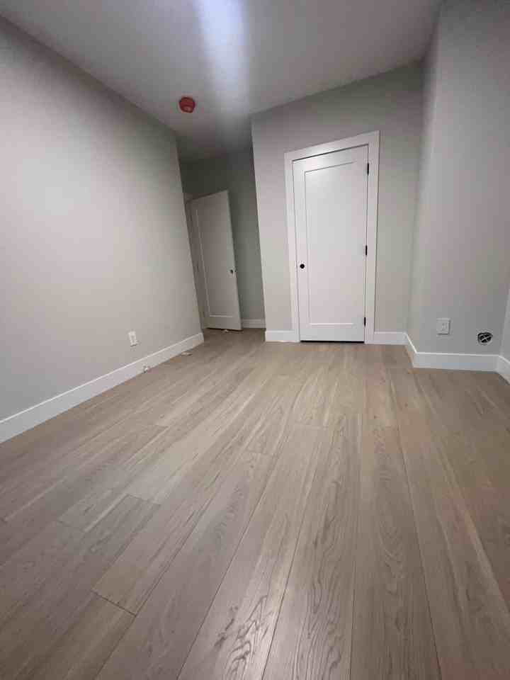 20264 27A Avenue - Photo 2 of 7