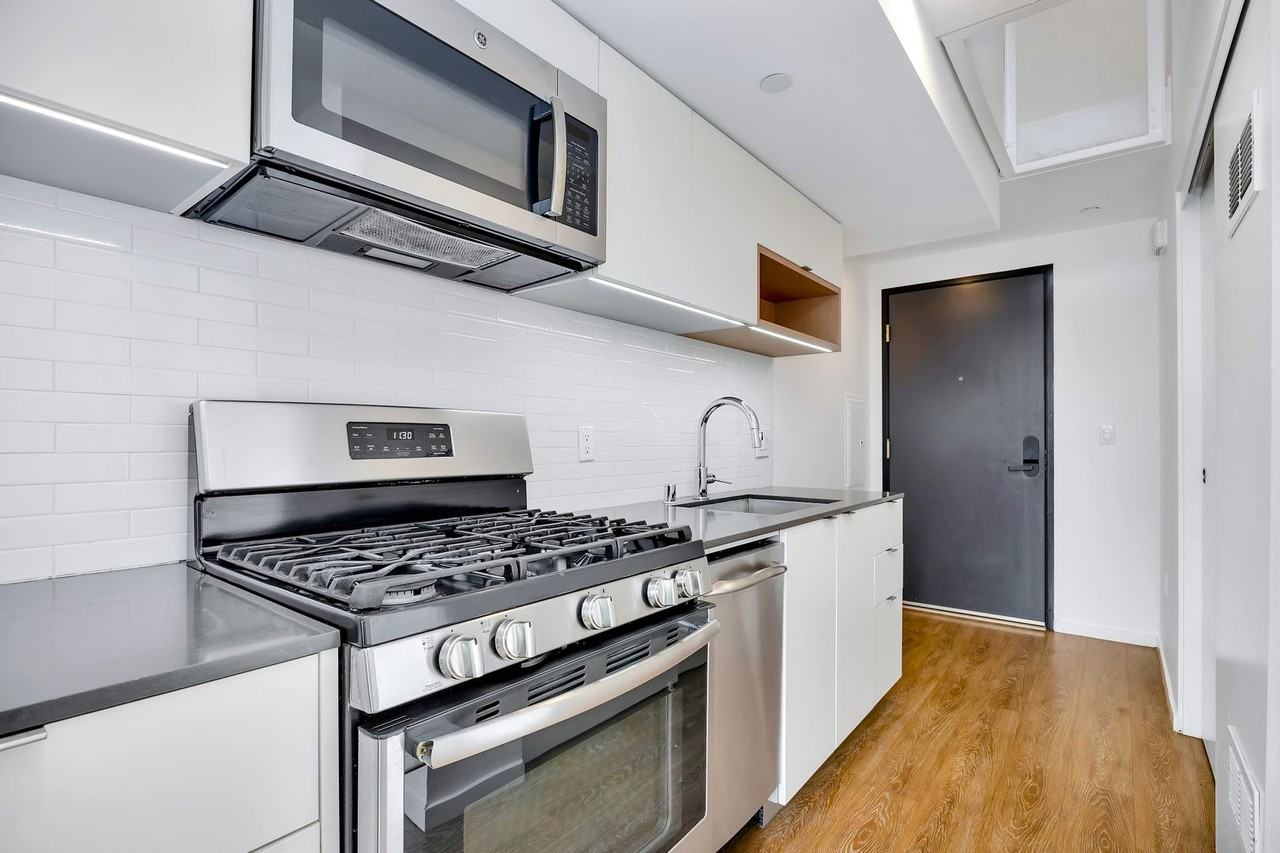 Line Lofts - Photo 4 of 35