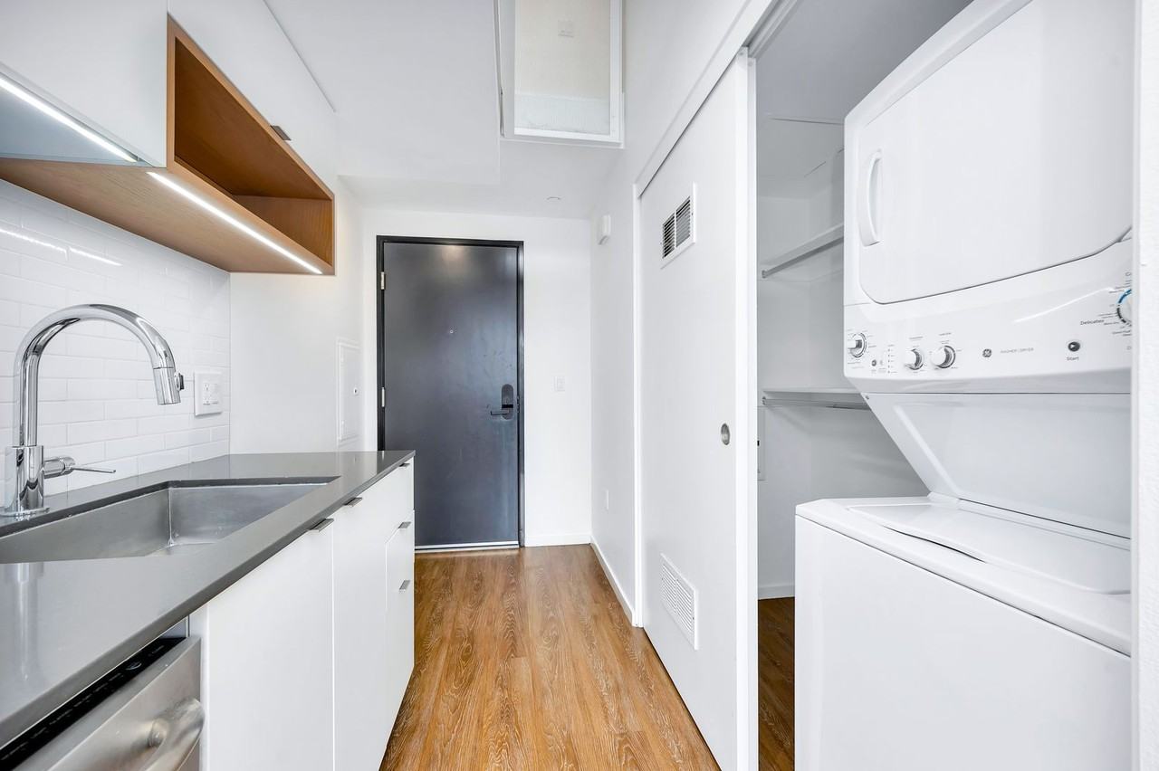 Line Lofts - Photo 5 of 35