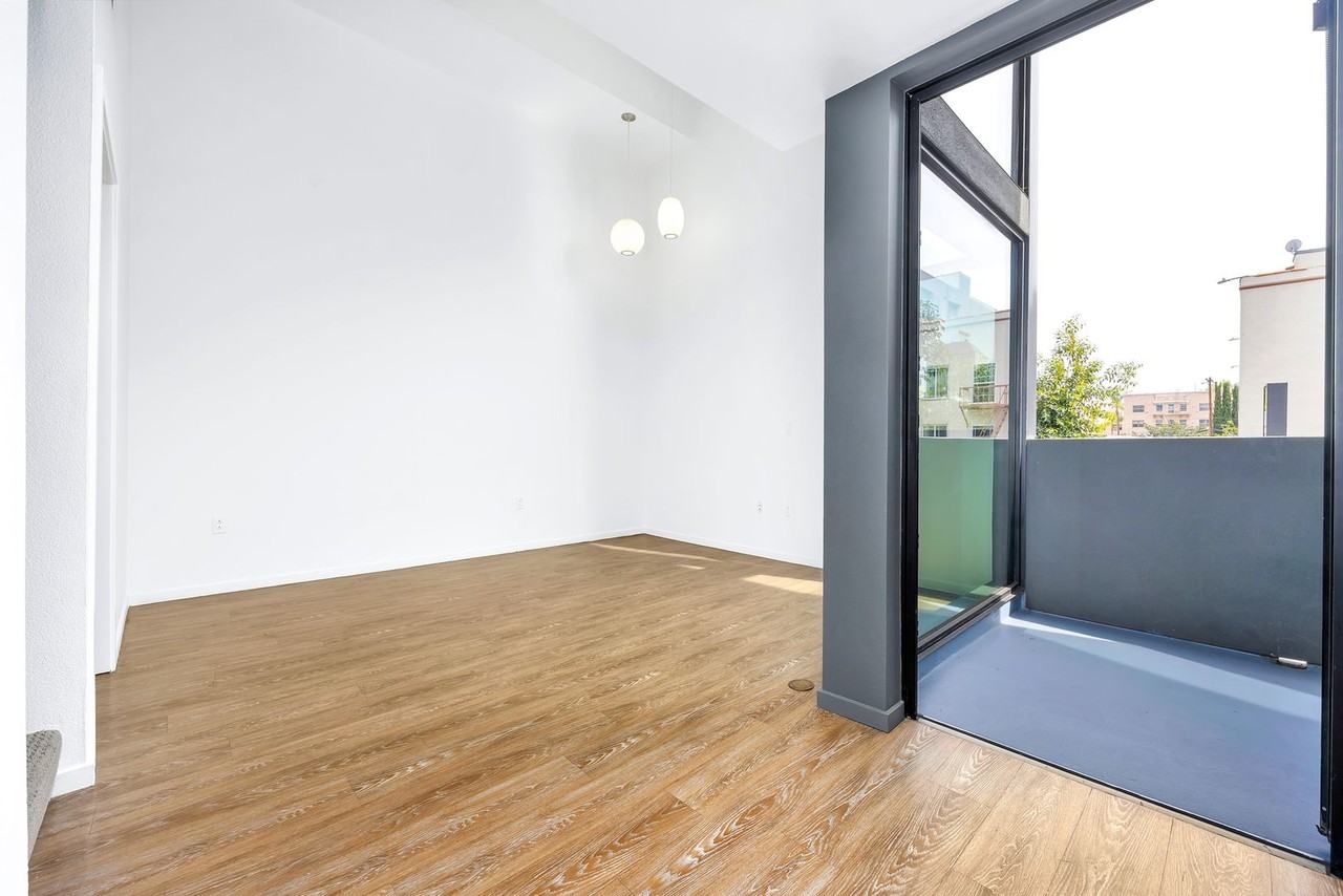 Line Lofts - Photo 6 of 35