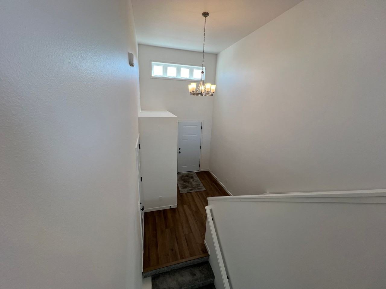 408 16th St Ne - Photo 2 of 15