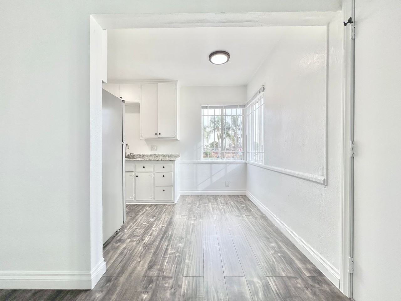 1805 W 80th St - Photo 2 of 33