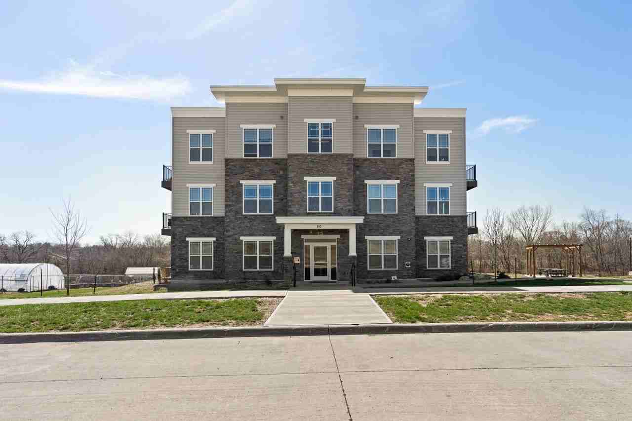 80 Gathering Place Ln #201 - Photo 2 of 15