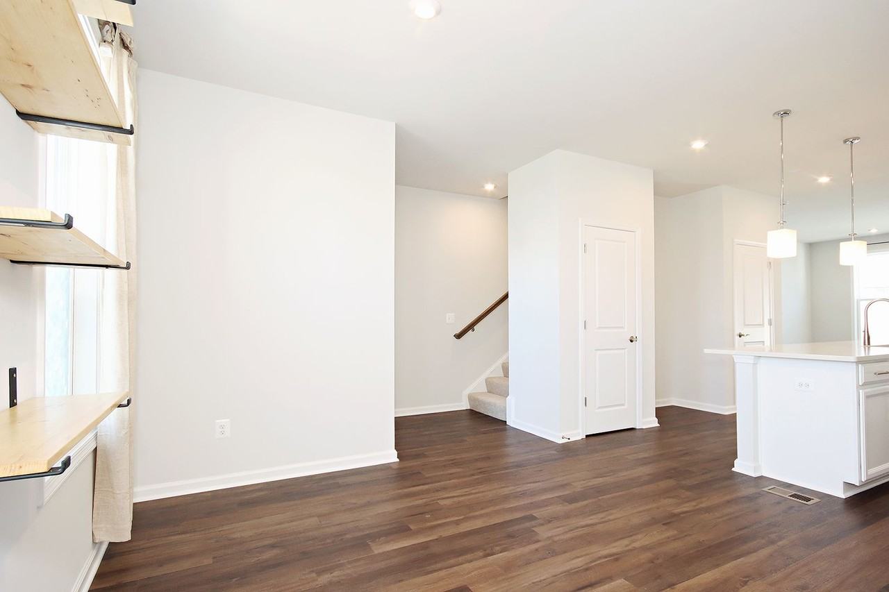 5965 Mccomb St - Photo 5 of 19