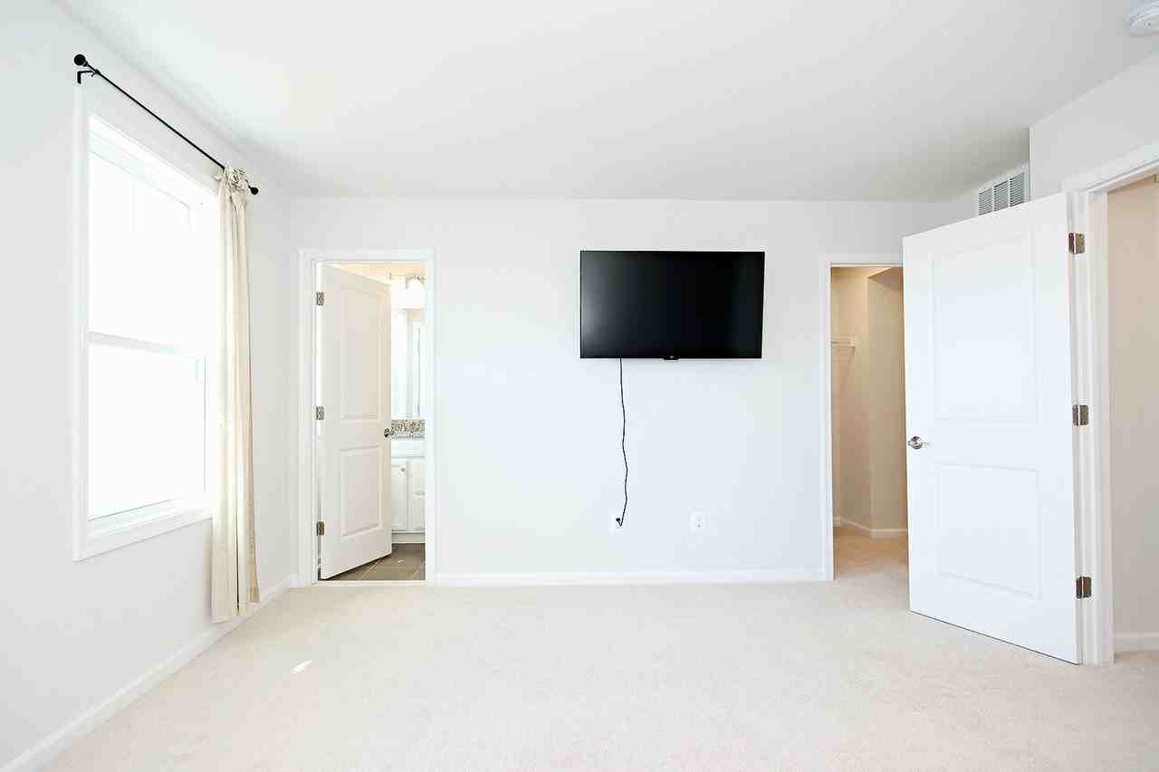 5965 Mccomb St - Photo 7 of 19