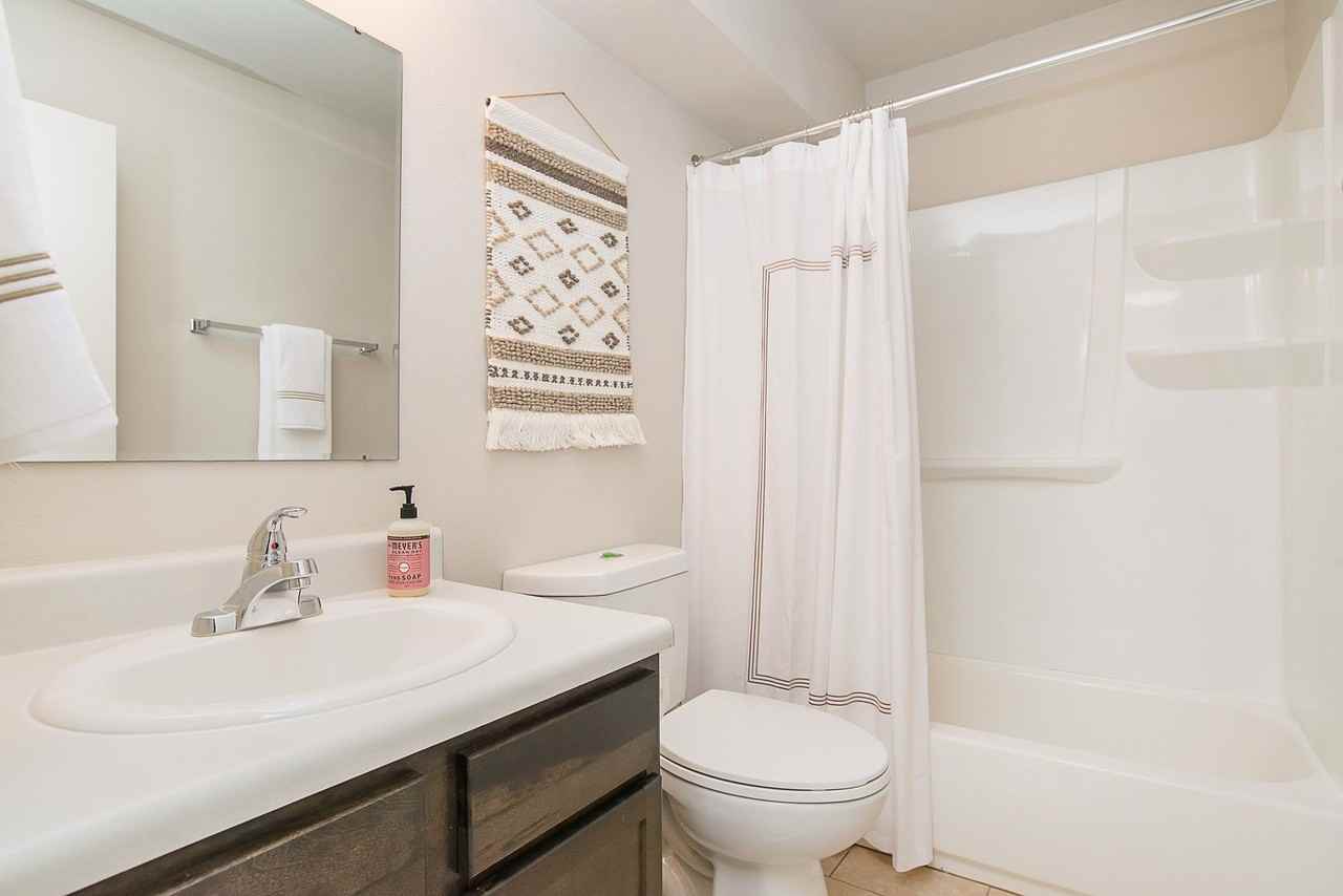 University Crossing Apartments and Townhomes - Photo 3 of 35