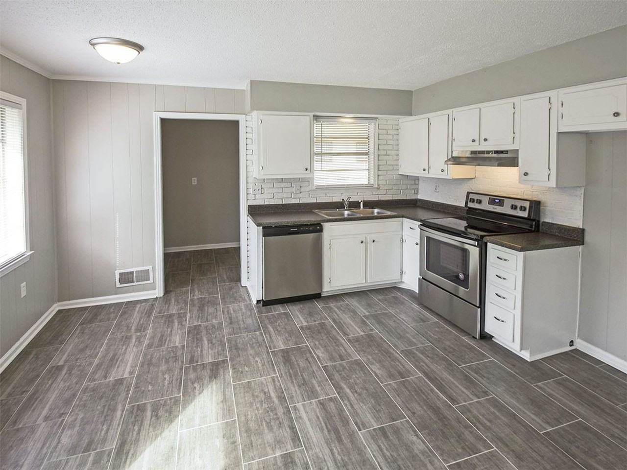 3503 Brockcliff Cv - Photo 4 of 14