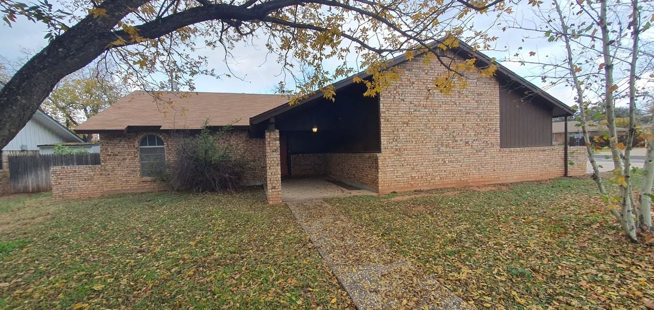 279 Glenna Dr - Photo 6 of 16