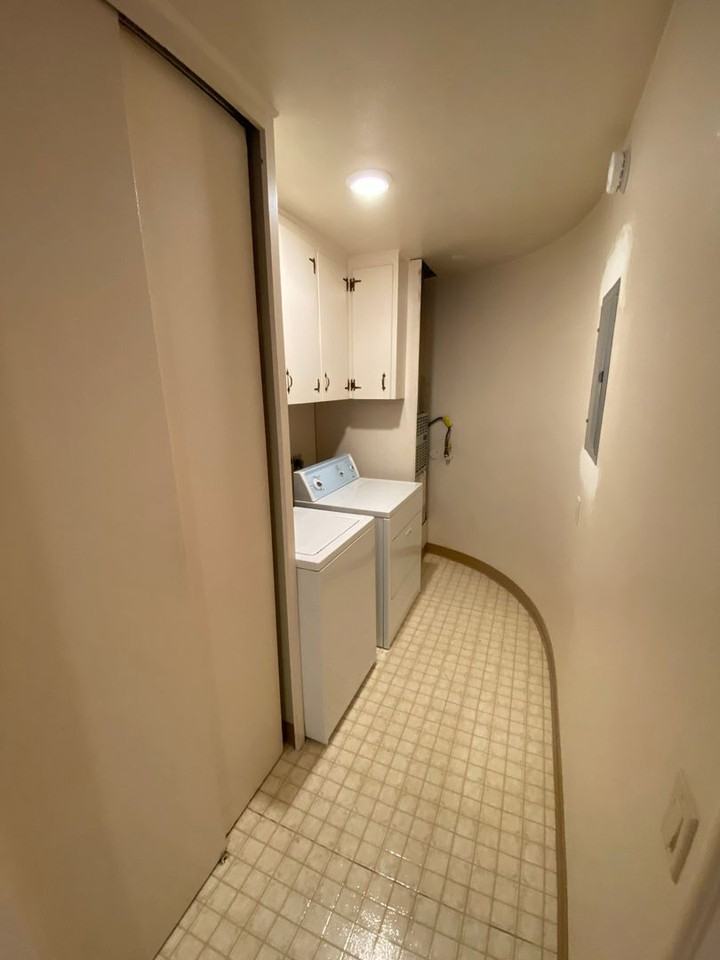 121 Coulson Ave - Photo 4 of 21