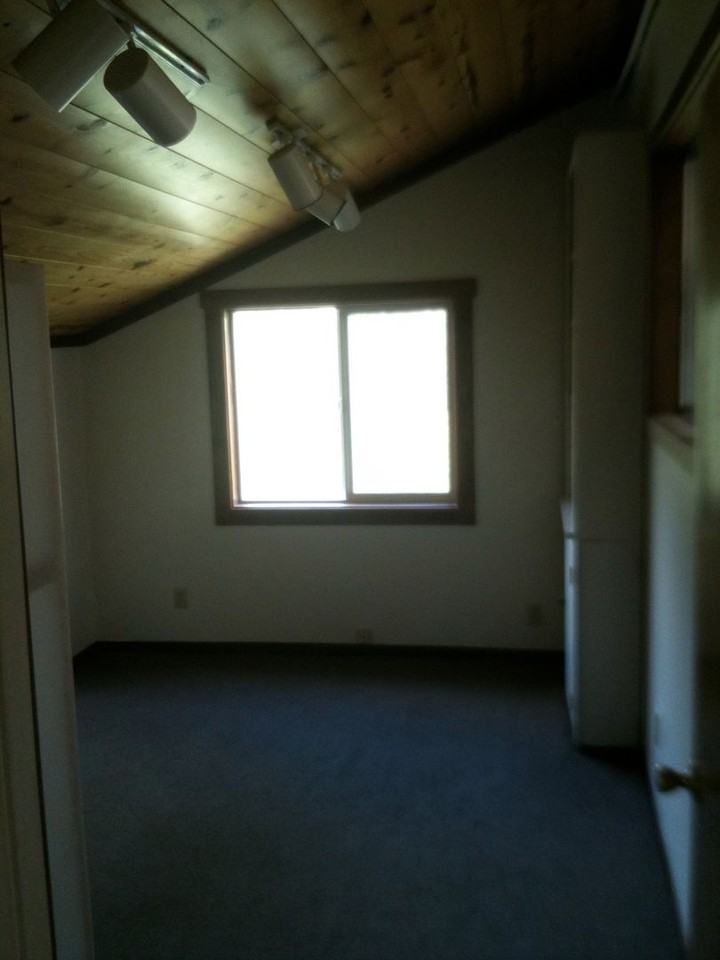 1318 River St - Photo 4 of 12