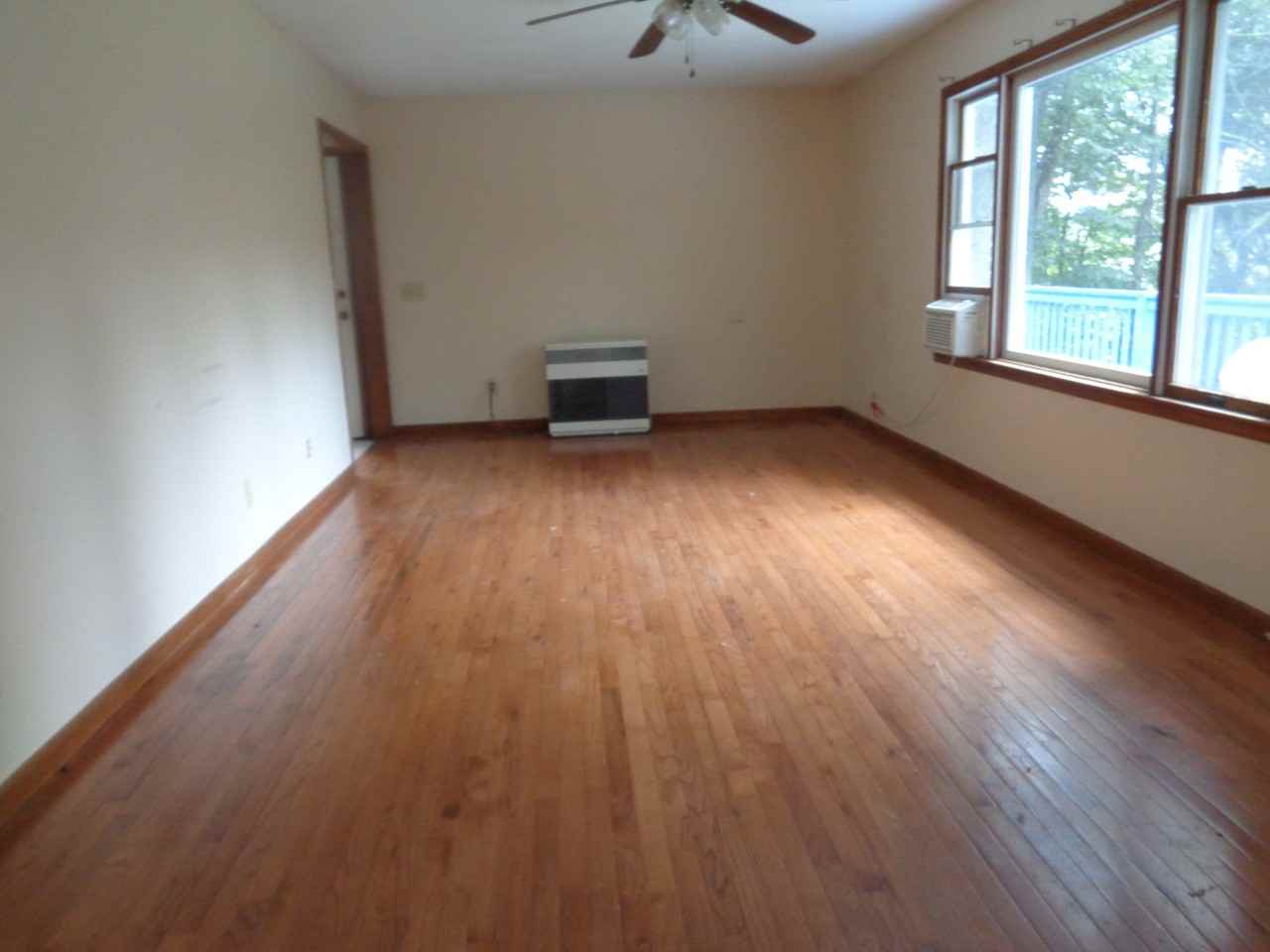 196 Clyde Williams Dr - Photo 7 of 14