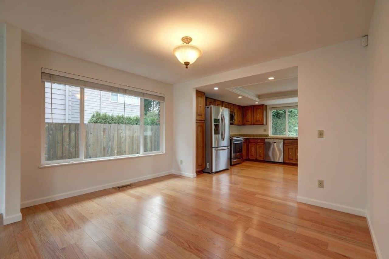 2615 169th Ave Ne - Photo 6 of 28