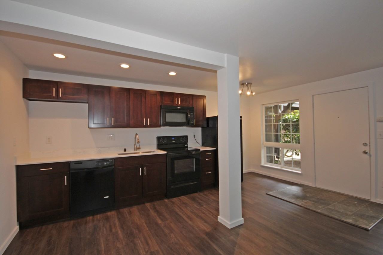 3425 S 176th St #128 - Photo 4 of 22