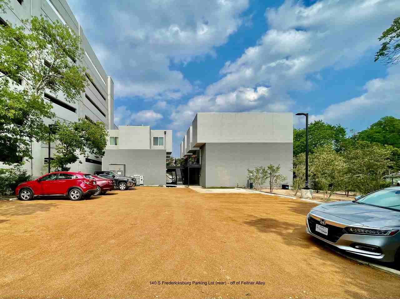 140 S Fredericksburg - Photo 4 of 5