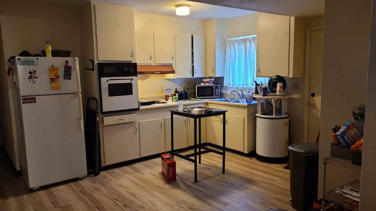 Burton Triplex - Photo 3 of 6