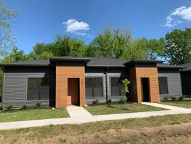 305 S Pine St #1 - Photo 1 of 1