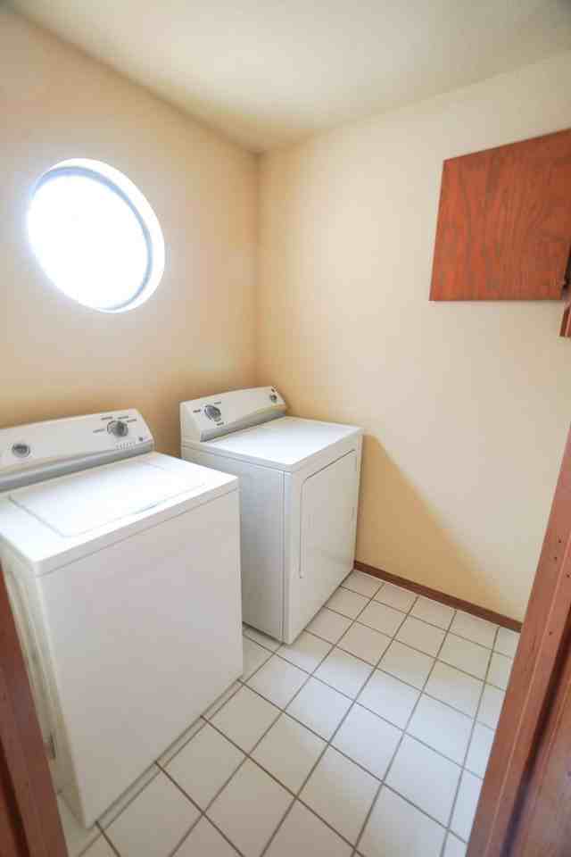 3318 Ridgecrest Cir - Photo 7 of 14