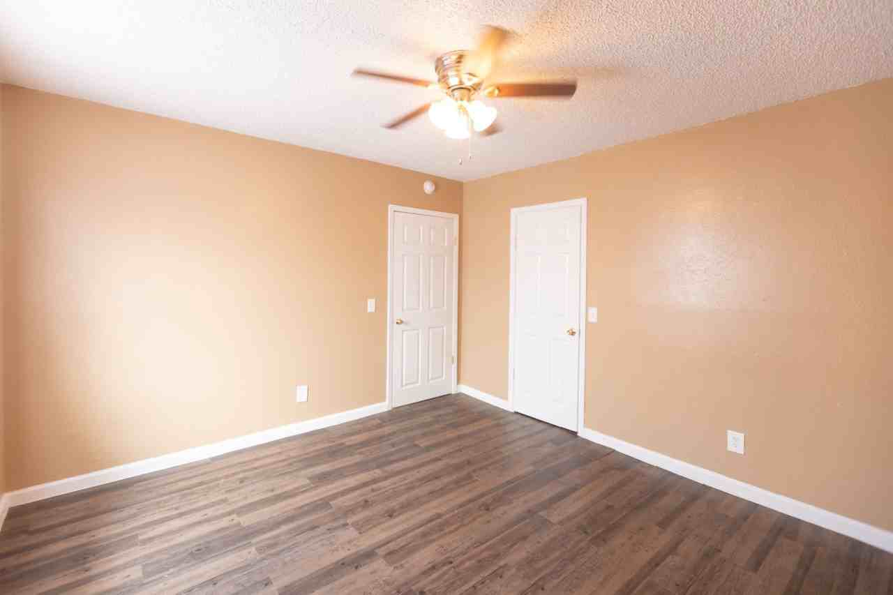 St. Charles Place - Photo 6 of 15