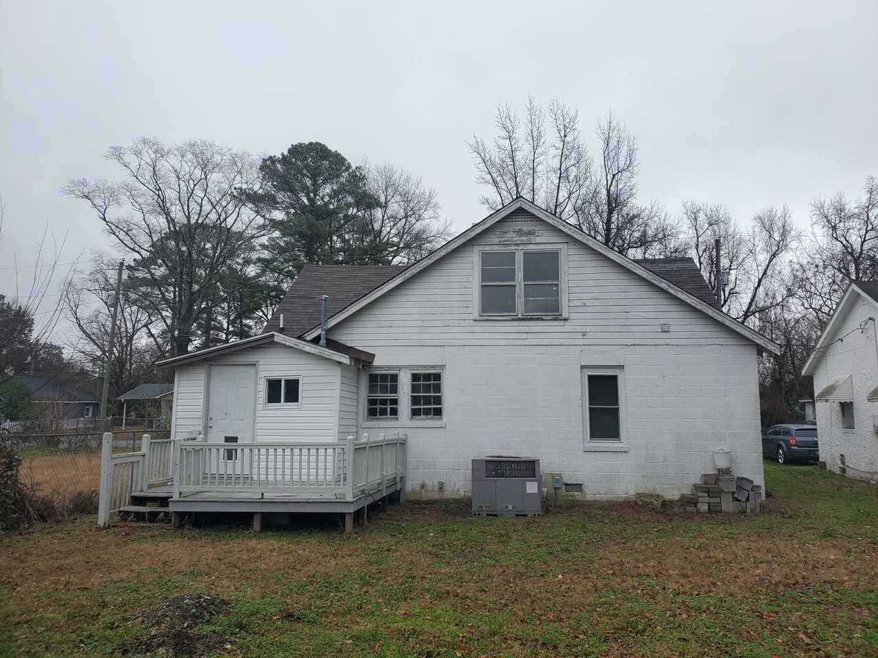 868 W Orange St - Photo 2 of 18