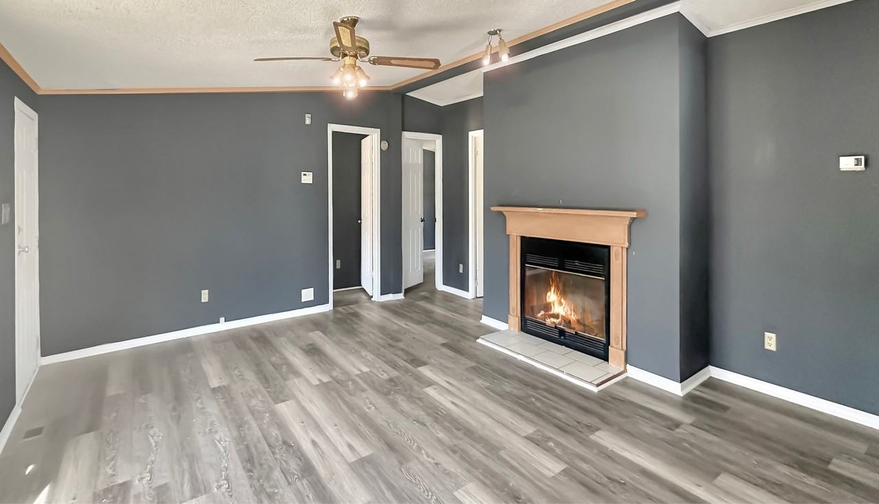 73 Paul Revere Ln - Photo 2 of 21