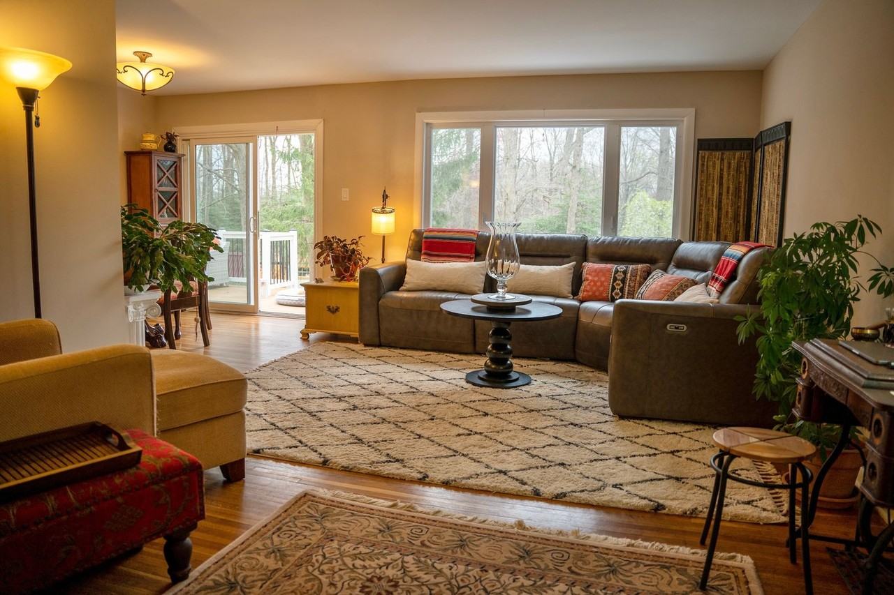 16303 Gales St - Photo 2 of 28