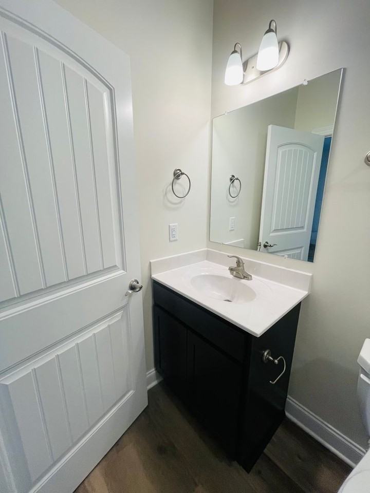 1102 Harvest Ct - Photo 6 of 18