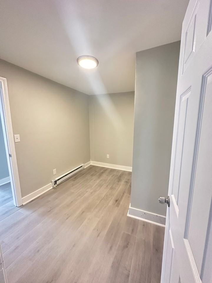 15 Fletcher St - Photo 6 of 14