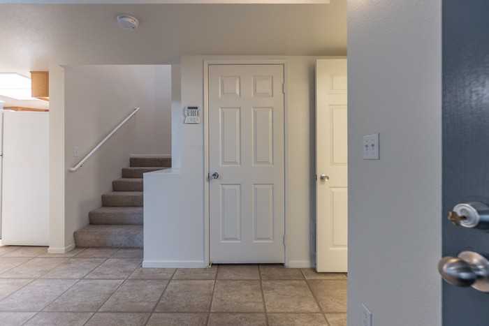 5145 Warden Ct - Photo 3 of 22