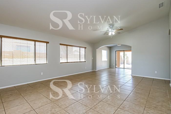 42164 W Noreen Rd - Photo 3 of 15