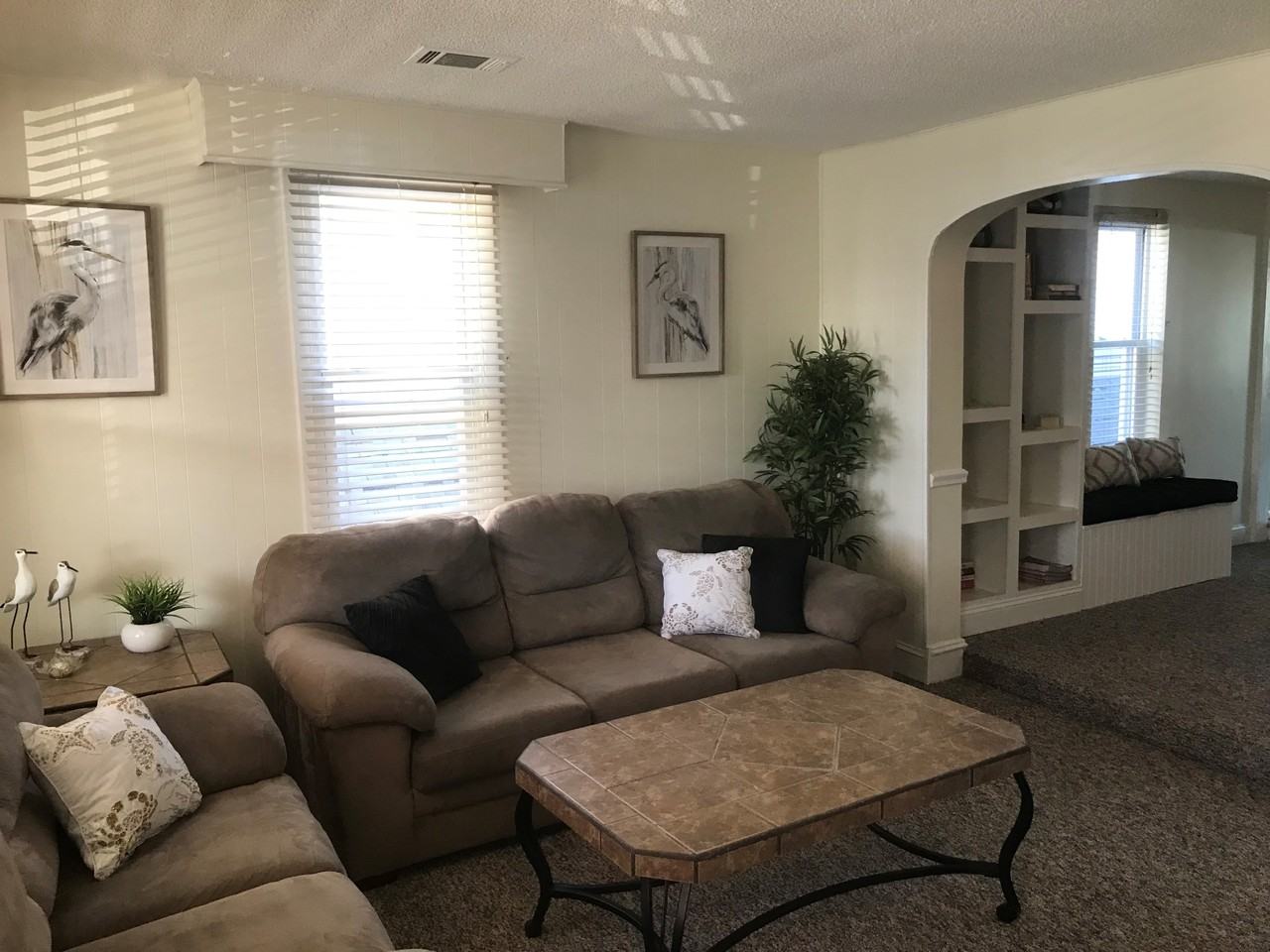 1025 Simpson Ave #1025B - Photo 2 of 21