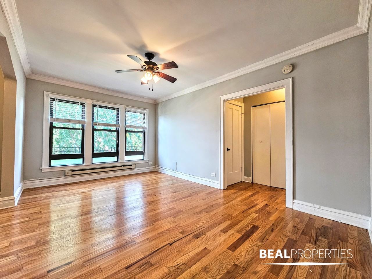 4737 N Hermitage Ave - Photo 3 of 13