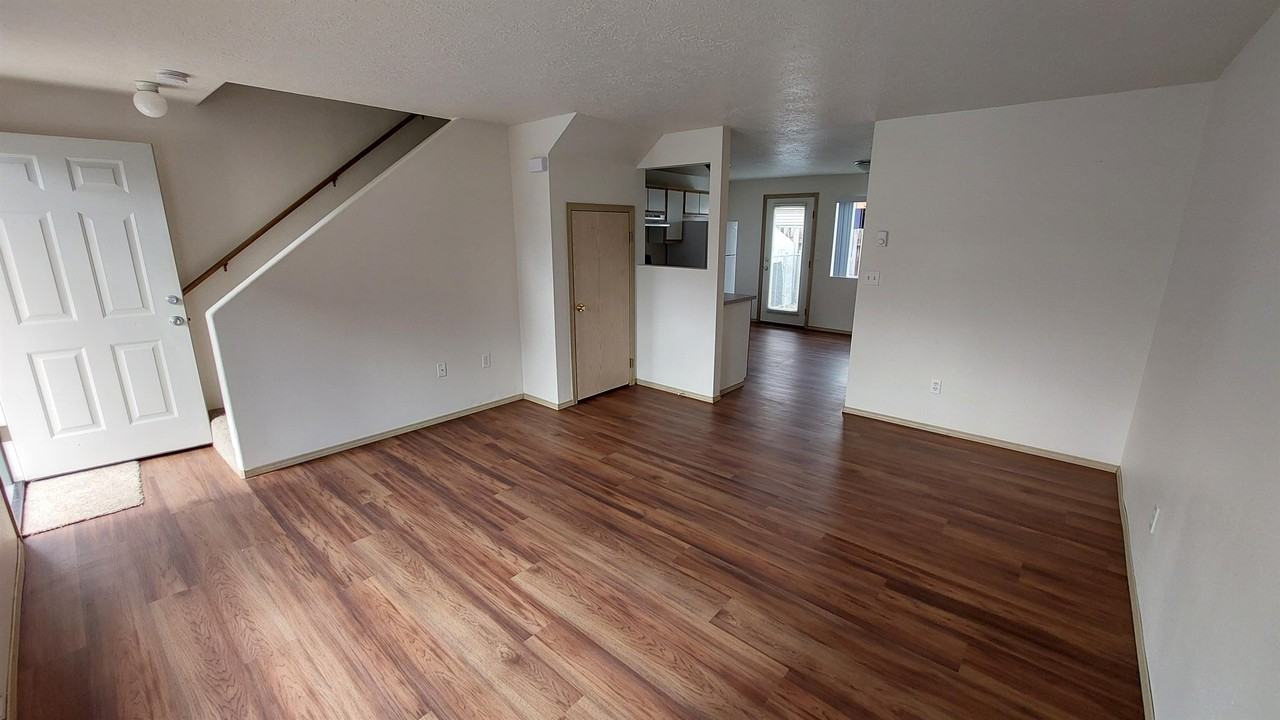 160 N 7th St #160 - Photo 4 of 31