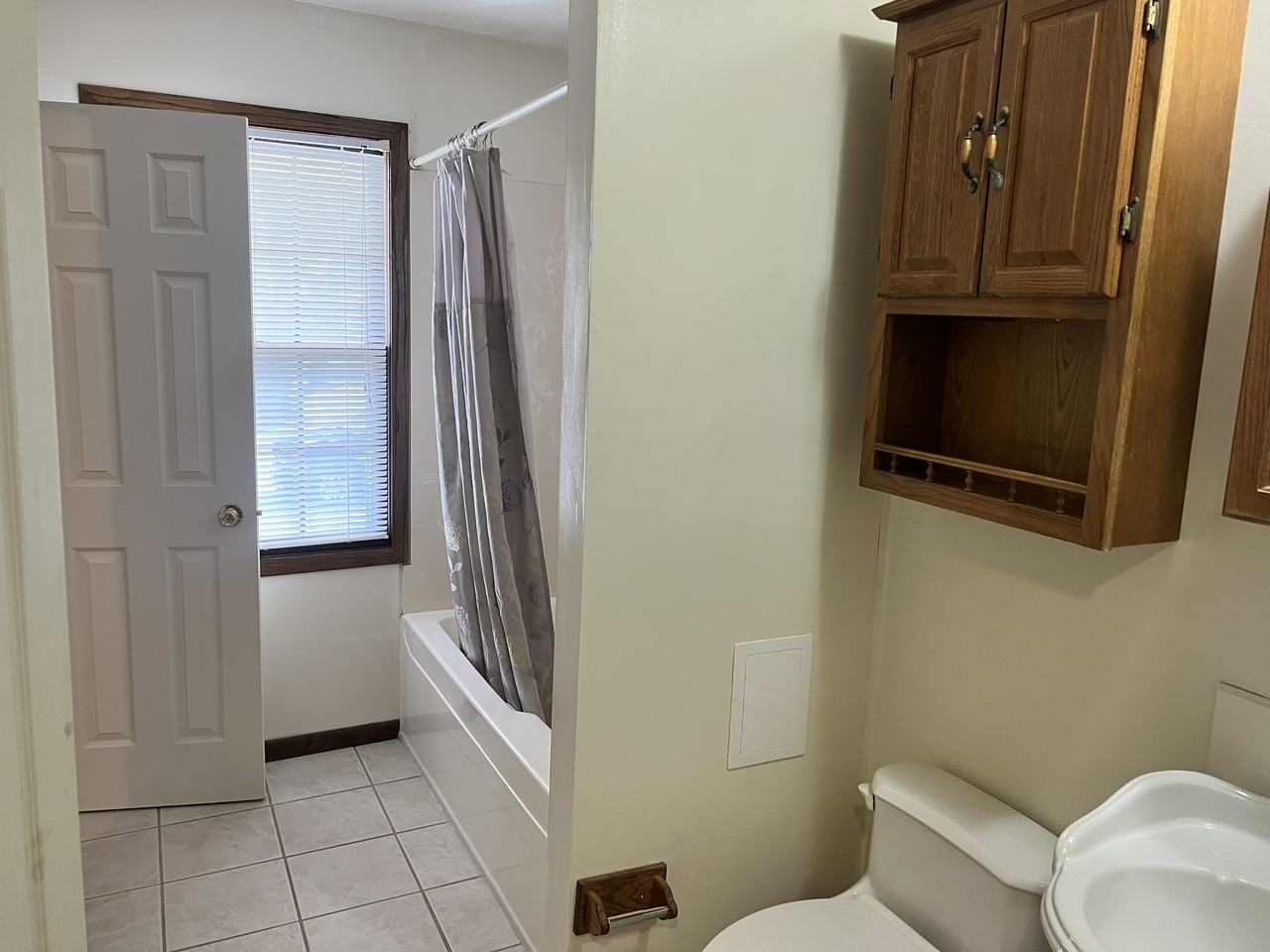 7225 168th St W #1 - Photo 5 of 14