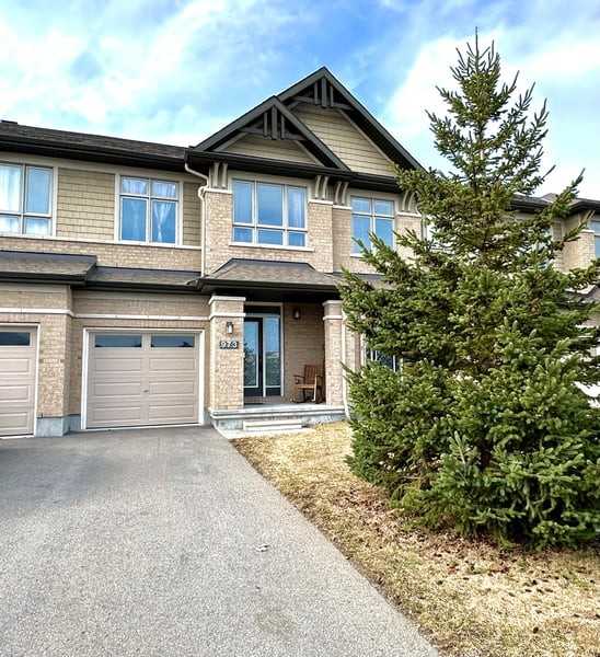 973 Cobble Hill Dr, Ottawa, ON K2J 5P8 3 Bedroom House for 2,600/month
