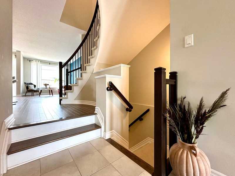 973 Cobble Hill Dr, Ottawa, ON K2J 5P8 3 Bedroom House for 2,600/month