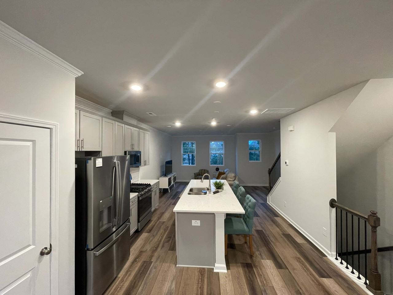 6408 Astor Elgin St - Photo 4 of 15