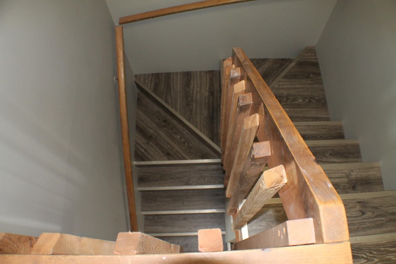 485 Meadow Green Ln #1 - Photo 2 of 10