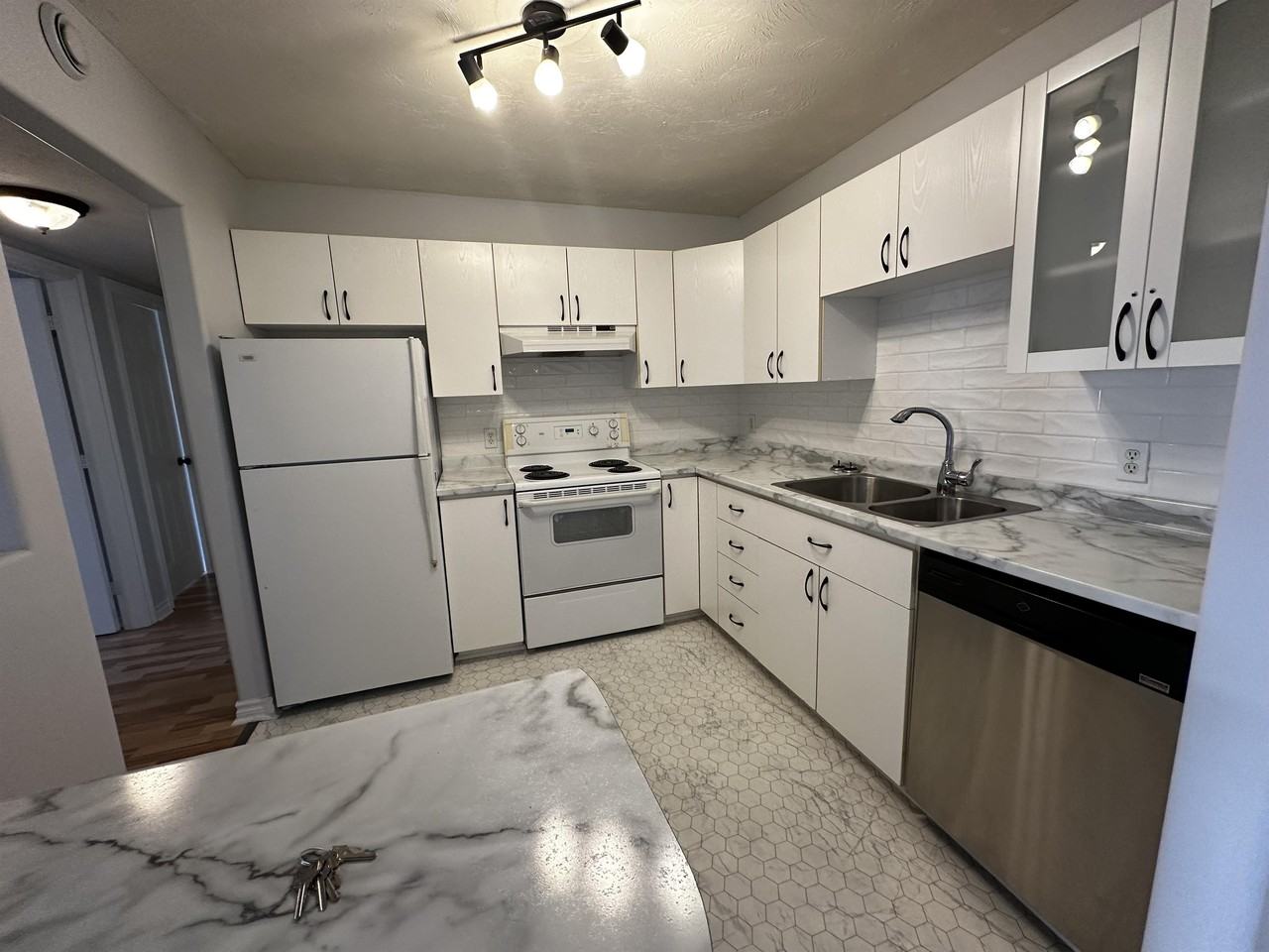 30 Grant St #32 - Photo 6 of 17