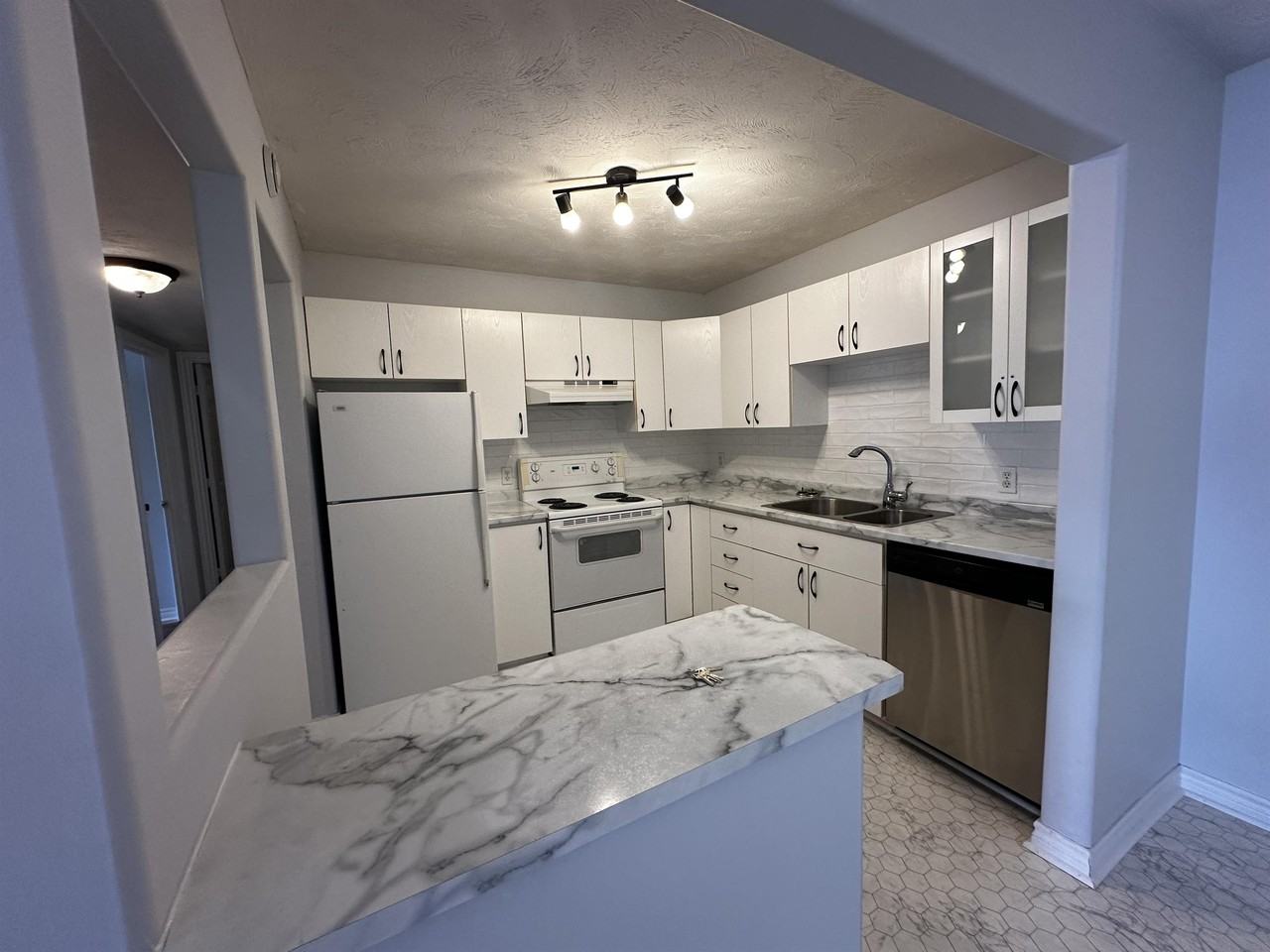 30 Grant St #32 - Photo 7 of 17