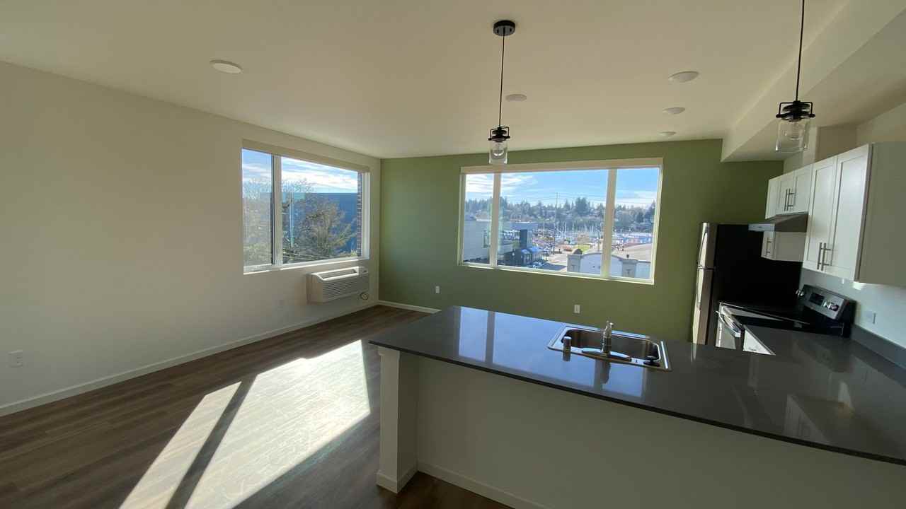 Market Flats Apartment Building - Photo 5 of 31