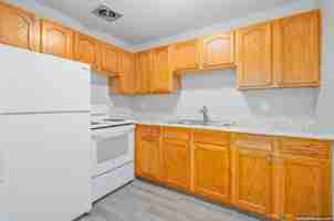 featured image of 2031 Vine St