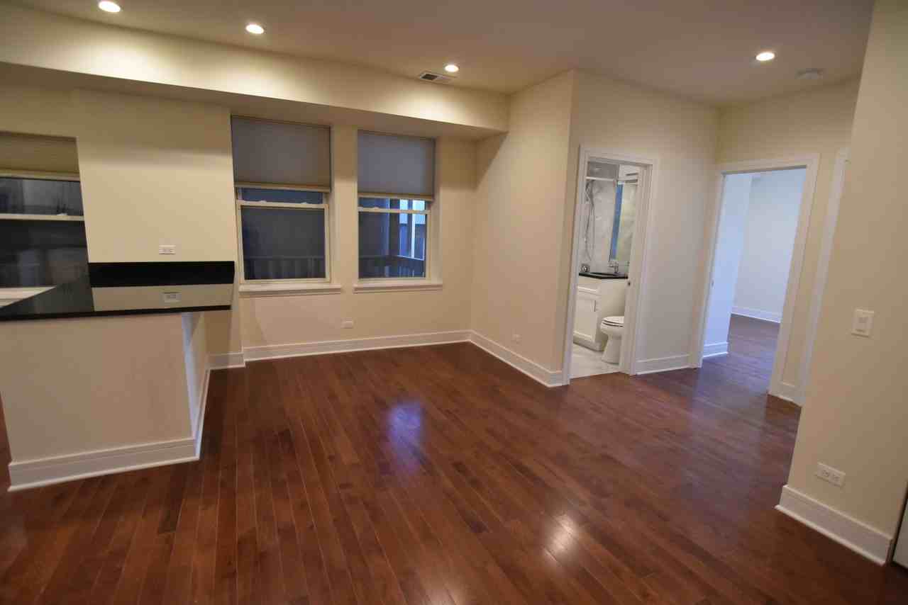 3230-3238 N. CLARK - Photo 7 of 33