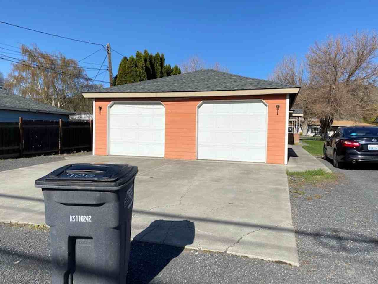 908 C St Sw - Photo 3 of 10