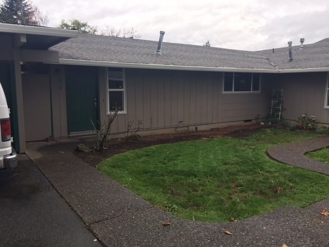 1318 S Ivy St - Photo 2 of 9