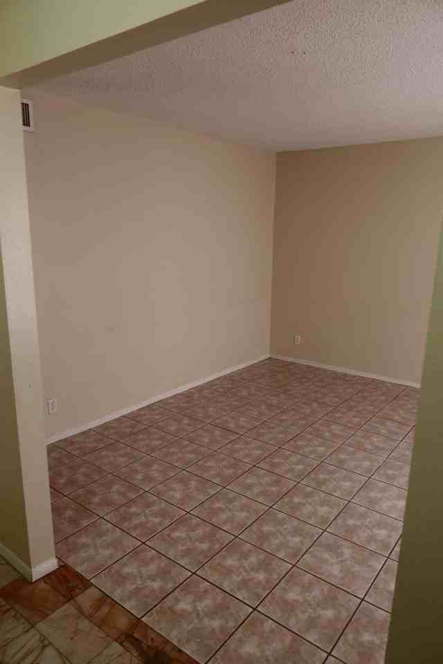 5321 Carousel Dr - Photo 3 of 26