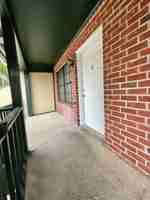 featured image of 134 N Meyers Dr