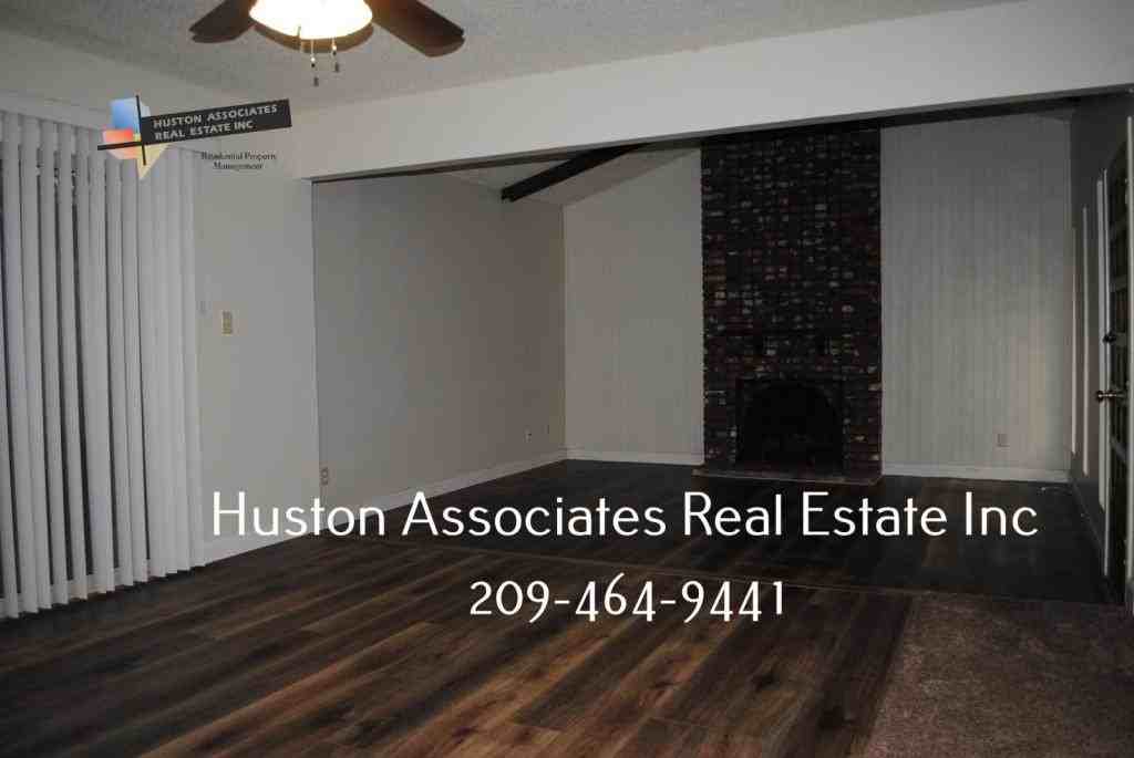 6314 Grigsby Pl - Photo 3 of 14