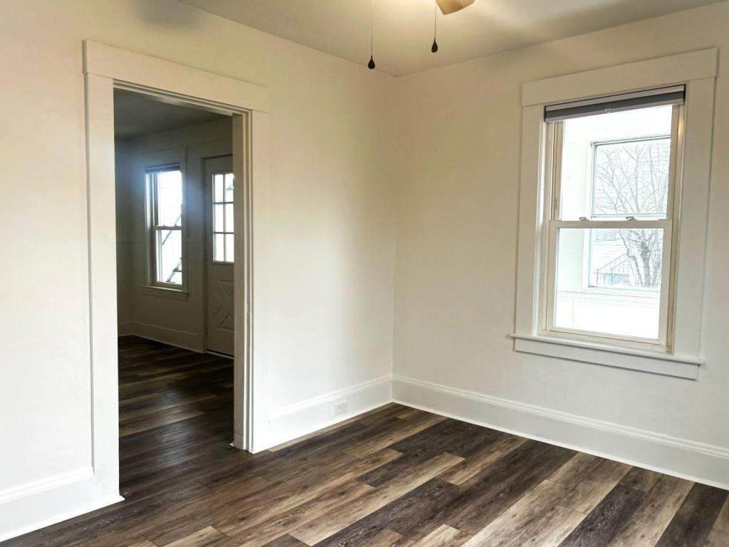 101 Brook St Apt B - Photo 7 of 10