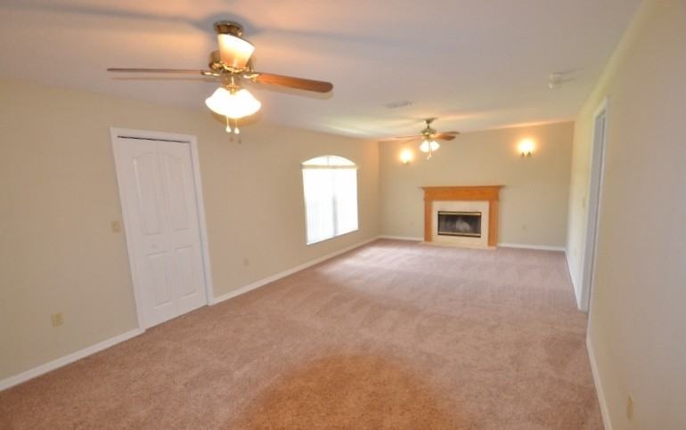 10026 Hermosillo Dr - Photo 3 of 5